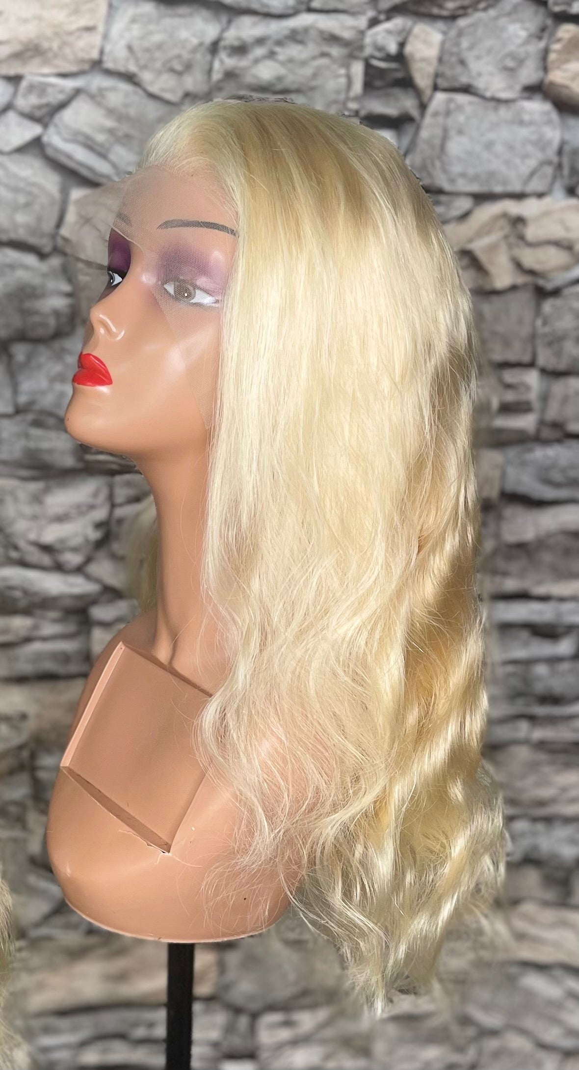 Blonde 13x4 bodywave lace wig